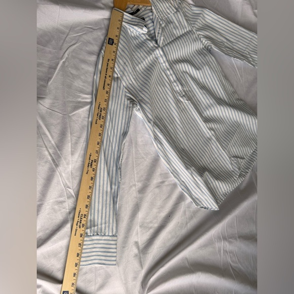 LANDS END Women's No Iron Button Front Shirt blue and white stripe Cotton Beach - Picture 5 of 7